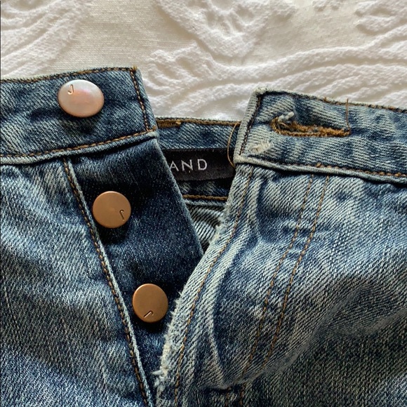 J brand distressed jean short - Picture 5 of 5